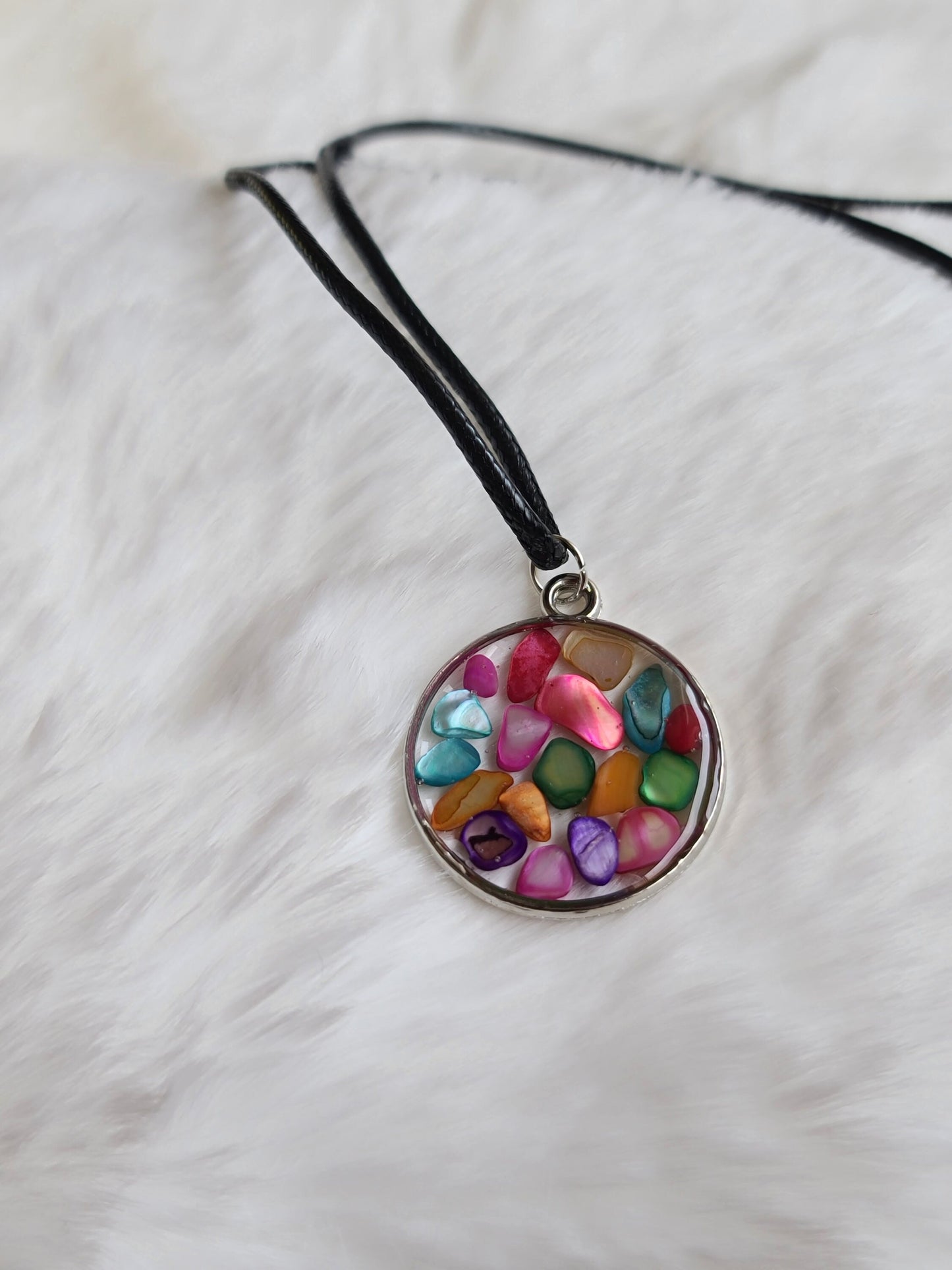 Multi-color Circle Pendant Necklace
